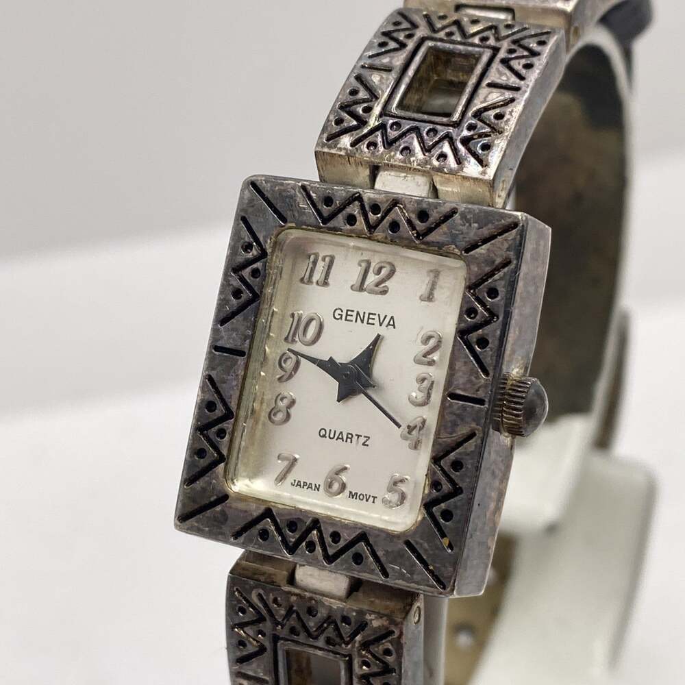 Vintage Geneva Womens Watch Nee Battery